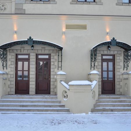 Chateau Royal Hotel Berezovka  Extérieur photo